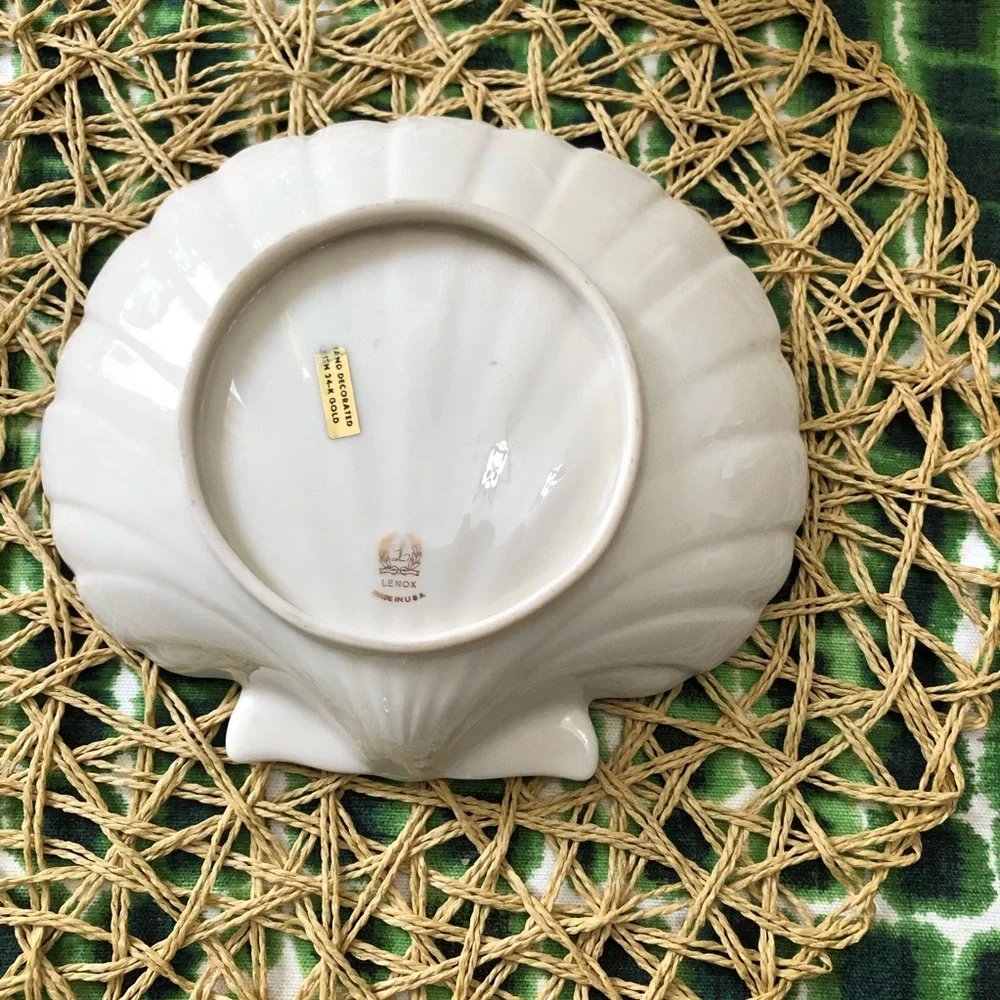 Lenox China Gold Rimmed Cream Dish‎